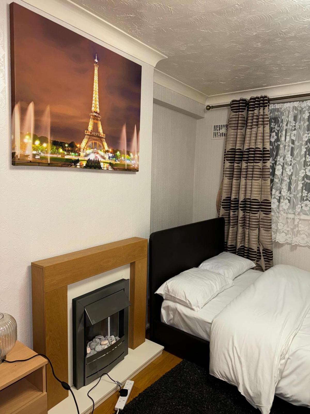 Digby House Homestay *